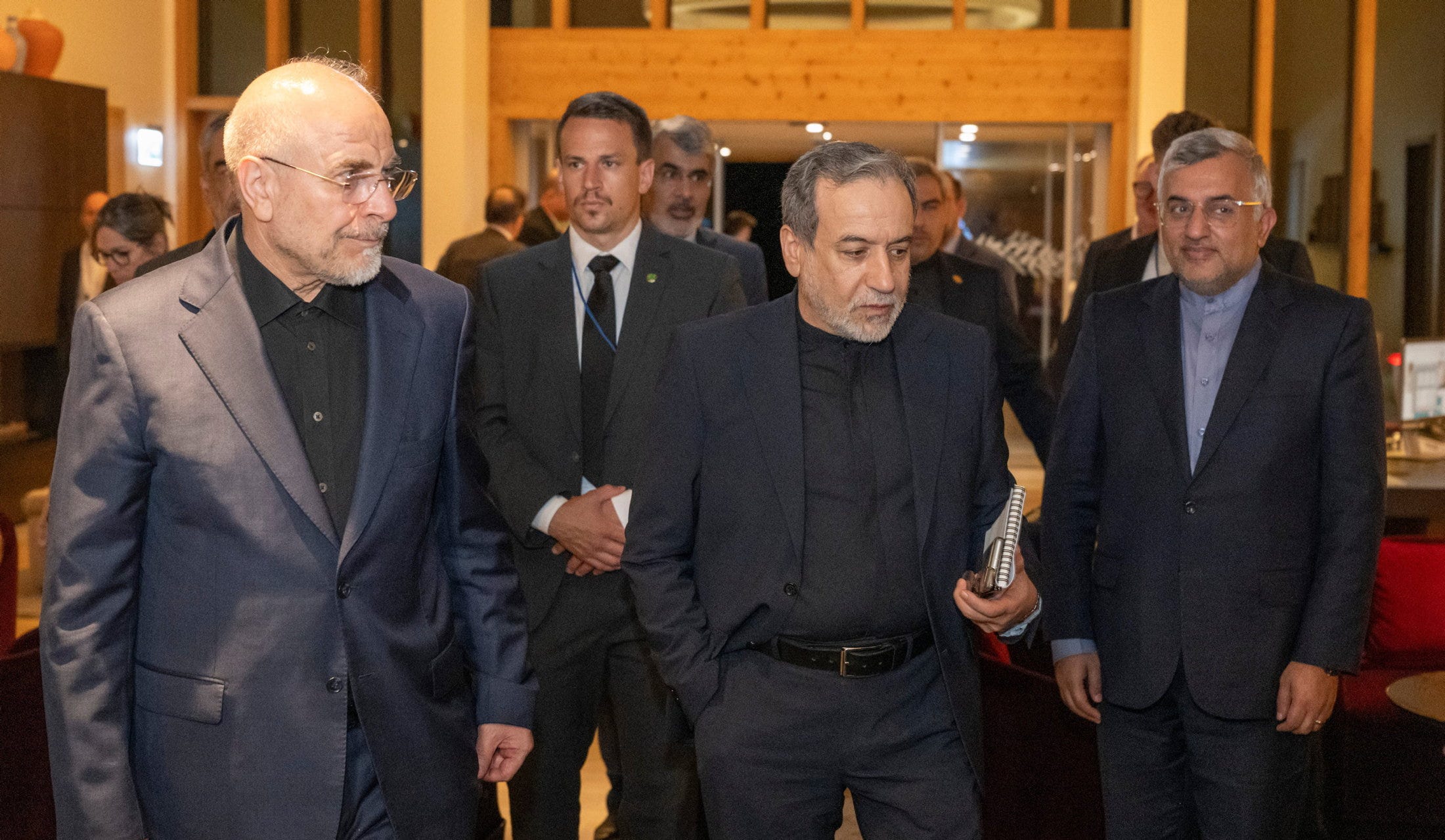 تجزیه و تحلیل • درون نبرد واقعی که رهبری ایران پس از جنگ را شکل می دهد