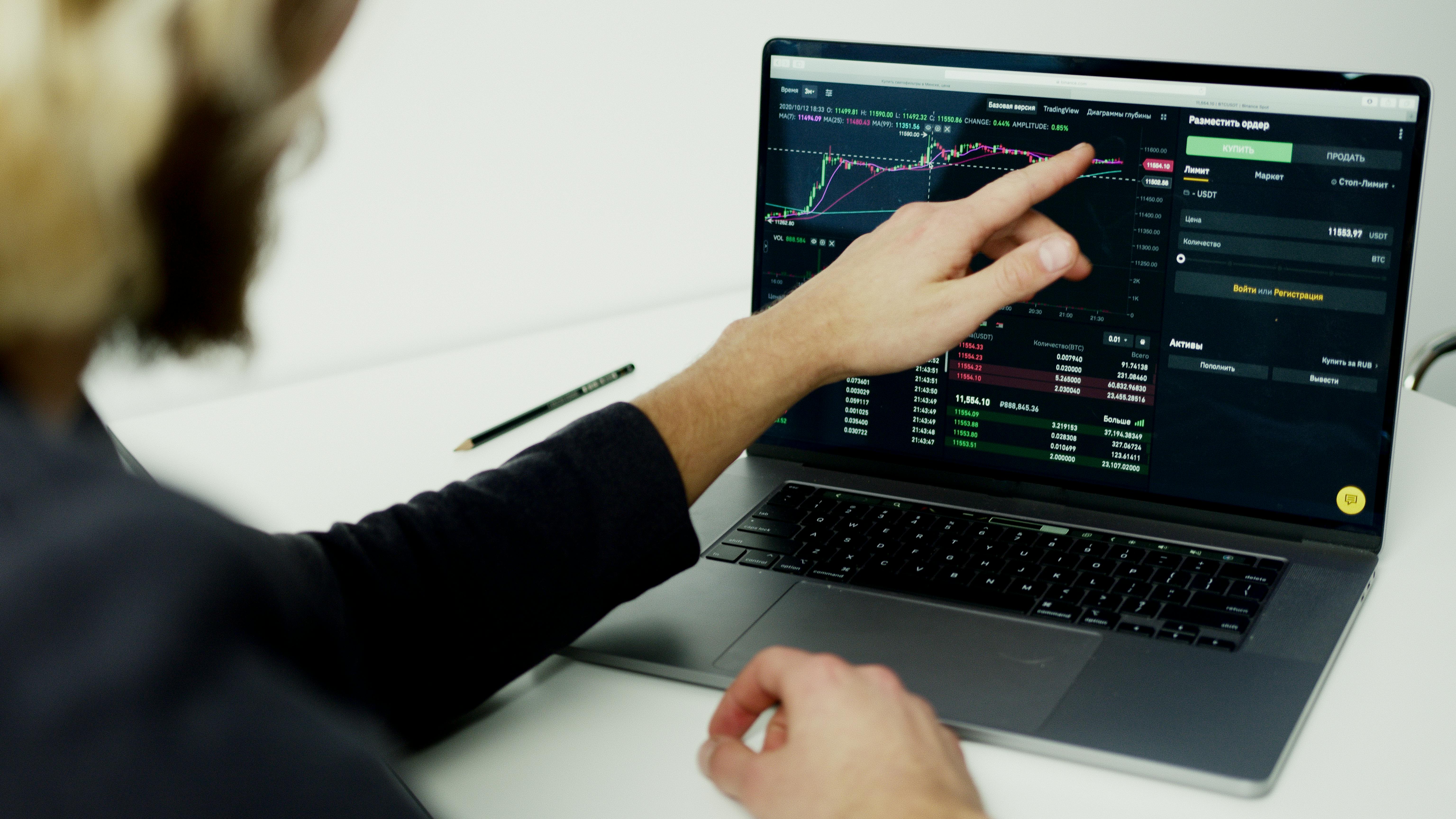 جیم کرامر دلیل تبدیل شدن Capital One (COF) به یک ترامپولین مجازی را توضیح می دهد.