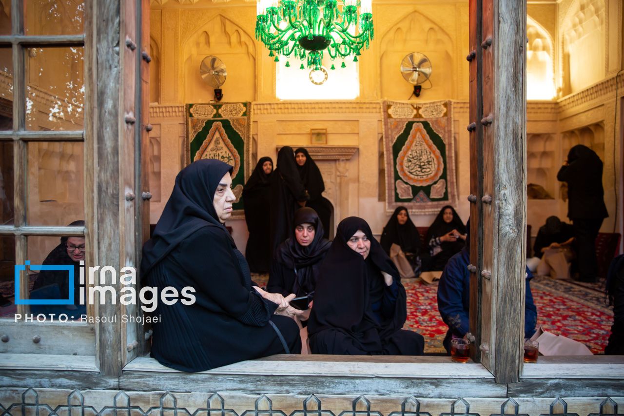 اقامه عزای حسین(ع) در خانه تاریخی شیخ الاسلام اصفهان