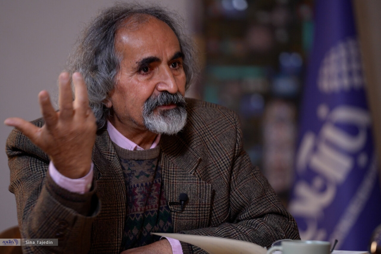 آزاد ارمکی: برگزاری انتخابات به معنای دموکراسی نیست/ می توان انتخابات برگزار نکرد اما جامعهای دموکراتیک داشت