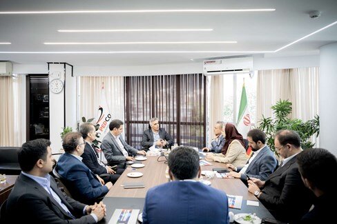 تقویت همکاری گروه توسعه پترو ایران و بانک گردشگری در مسیر تأمین مالی پروژههای توسعهای