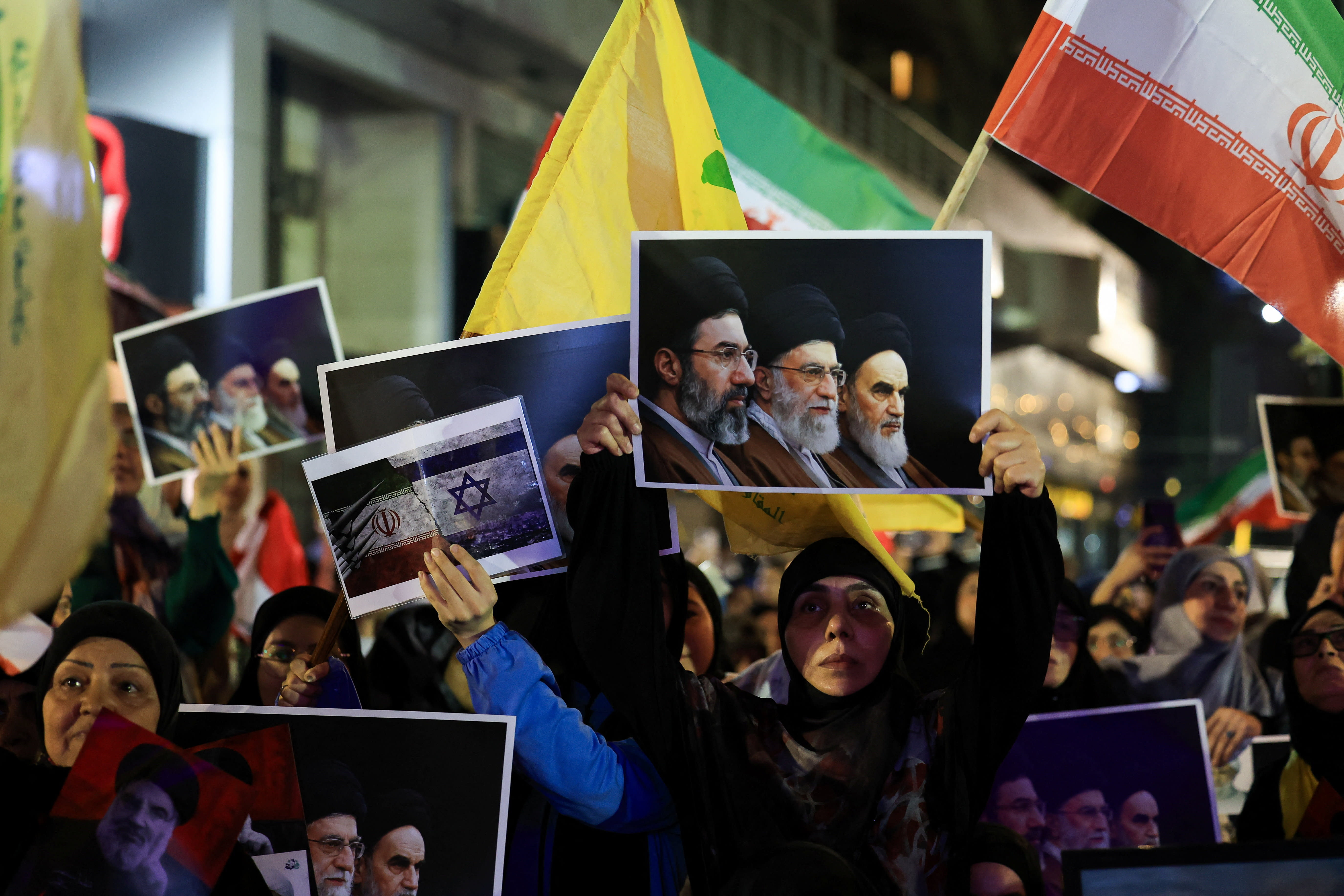 "ندایی برای نجات لبنان": رهبران لبنان خواستار اقدام علیه مداخله ایران هستند