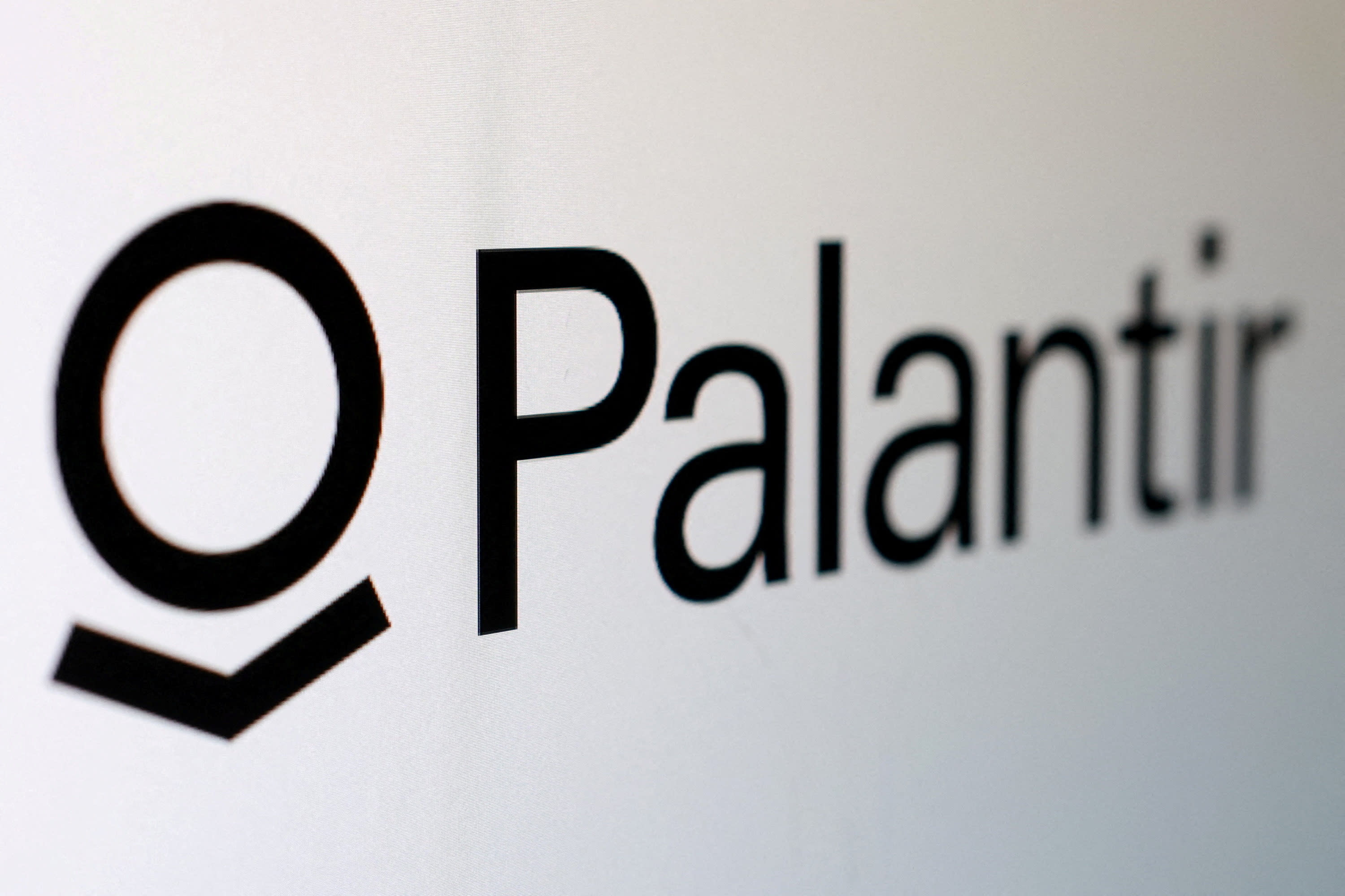 Palantir و Salesforce بازگشت نرم افزار را آزمایش کردند: AlphaCheck