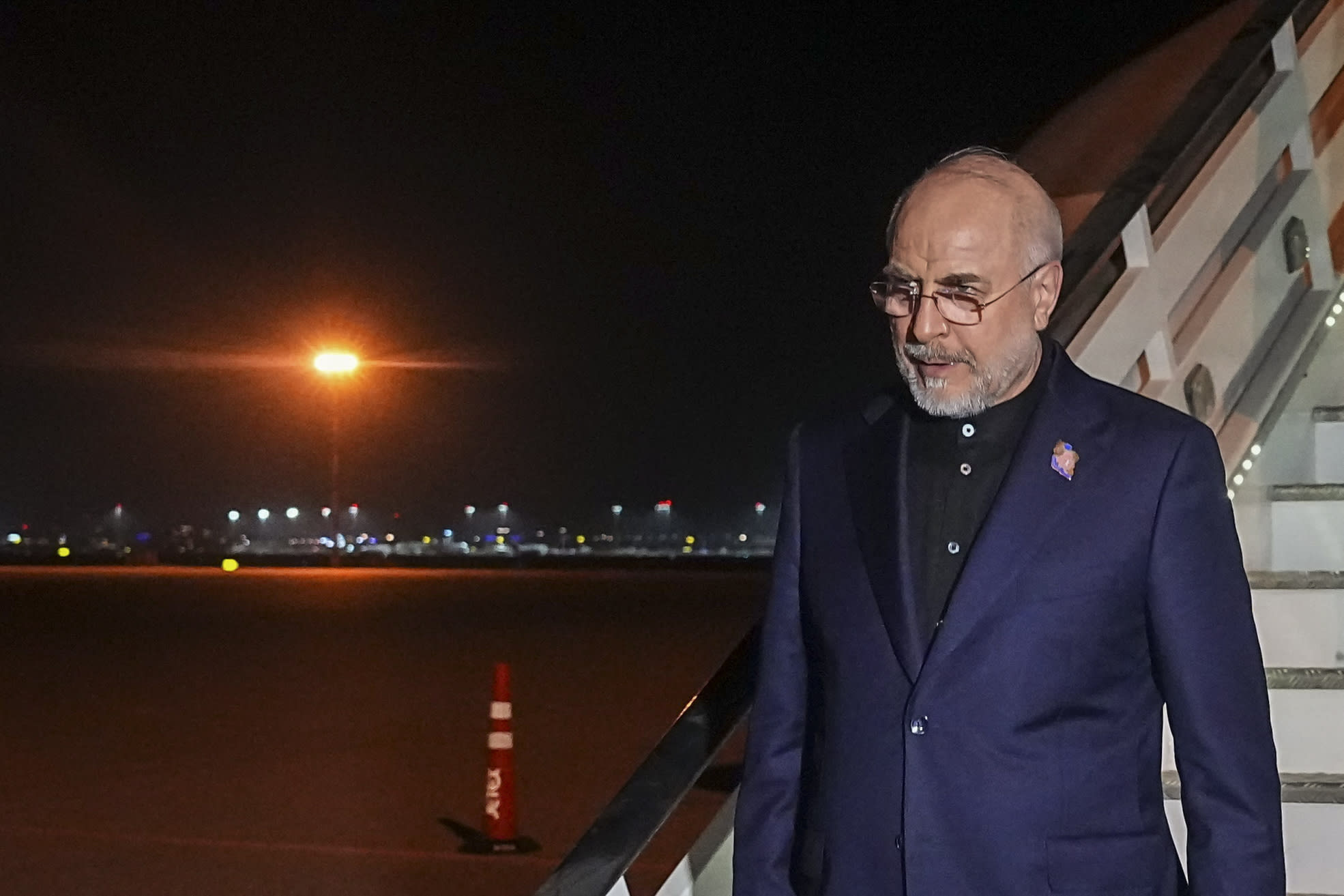رئیس مجلس شورای اسلامی گفت: تفاهم نامه "اعلام شکست" آمریکاست، دوران جدیدی در خاورمیانه در حال ظهور است.