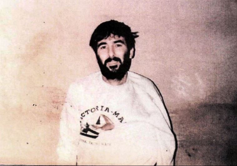 یک مقام سابق موساد می‌گوید مذاکرات می‌تواند به جستجو کمک کند، مذاکرات رون آراد باعث ایجاد شک و تردید می‌شود