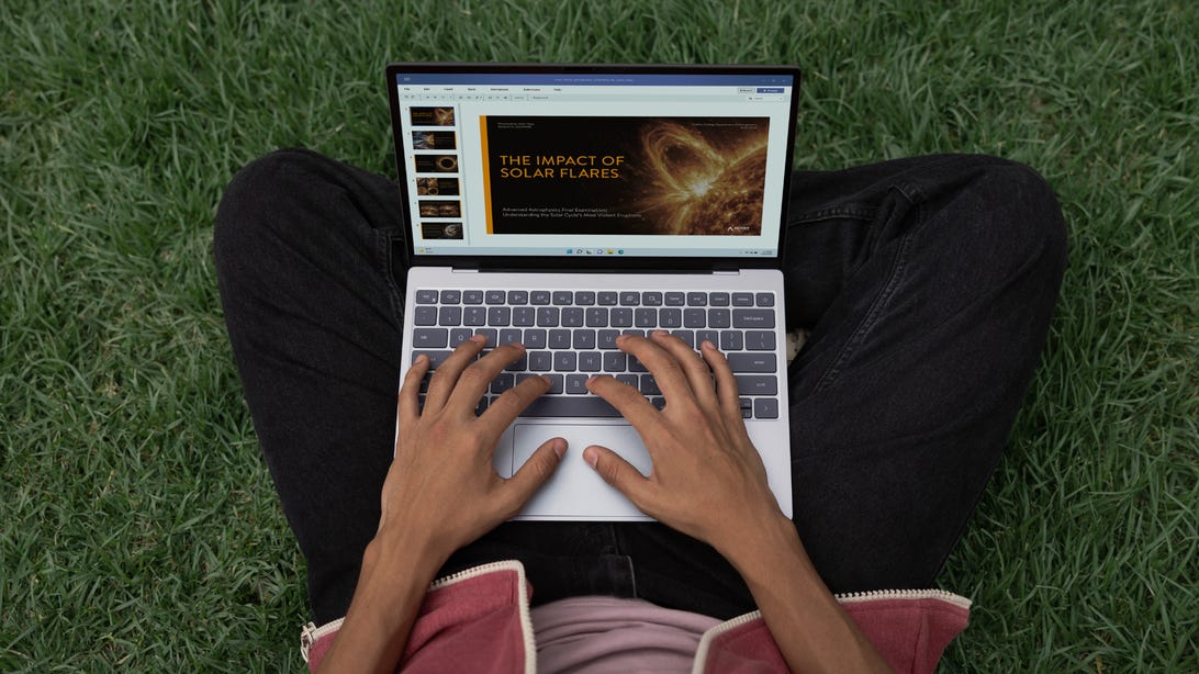 Dell XPS 13 در قالب لپ تاپ لوکس ظریفی است