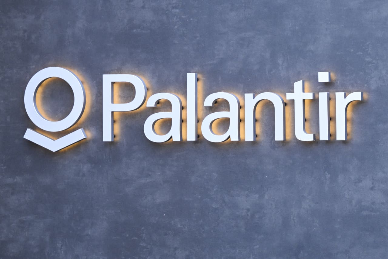 چرا سهام Palantir بدترین ماه خود را در سال‌های اخیر سپری می‌کند - حتی در بحبوحه رونق هوش مصنوعی