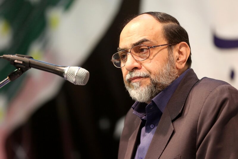 رحیم‌پور ازغدی : پزشکیان آدم متدین ولی ضعیفی است؛ ضعیف بودن با خیانت فرق دارد!
