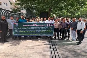 تجمع رانندگان استیجاری ایثارگر در تهران/ رئیس جمهور قول تبدیل وضعیت داد اما...