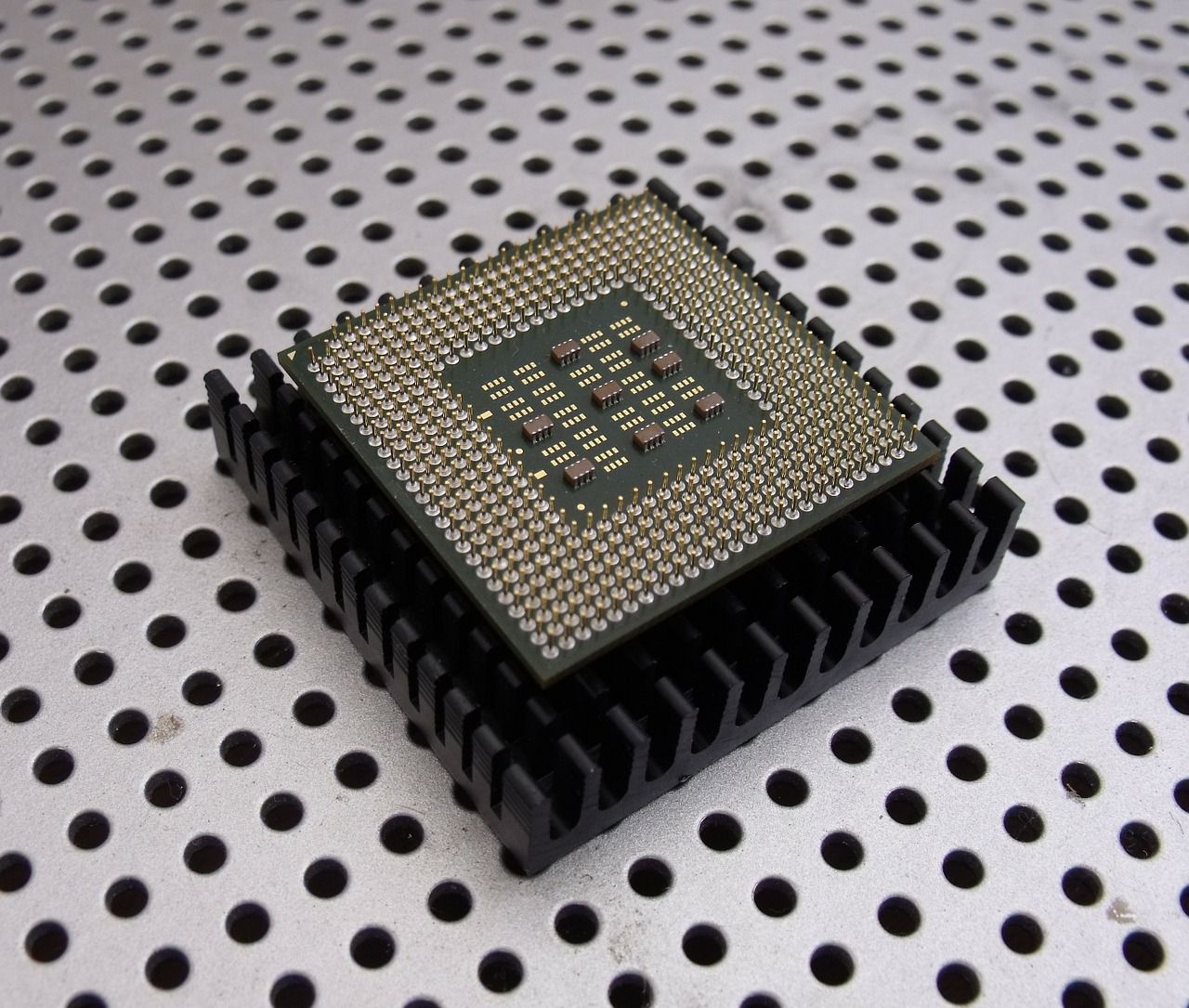 دفتر فناوری میکروچیپ (MCHP) ارمنستان مجوز صادرات ایالات متحده را برای توسعه پیشرفته FPGA دریافت کرد
