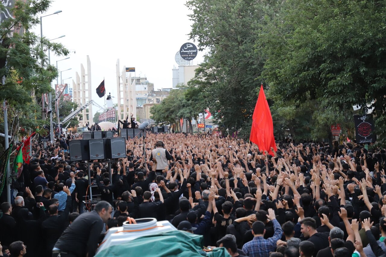 اجتماع باشکوه مجمع حیدریون زنجان