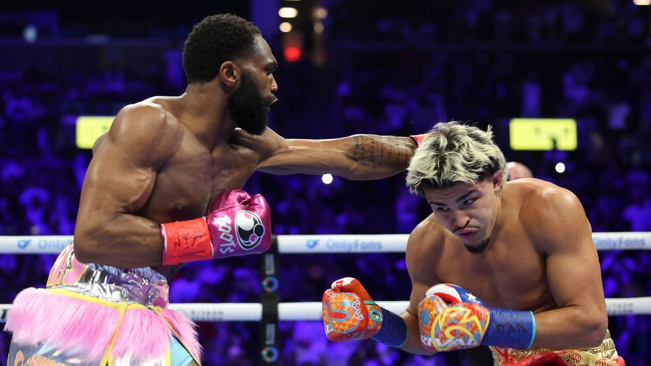 انیس زایاس را متوقف می کند تا عناوین WBO، WBA را در میان وزن نوجوانان کسب کند