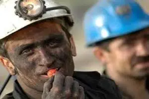 تعطیلی برخی درمانگاه‌های تأمین اجتماعی/ مزایای مزدی بازنشستگان افزایش نیافت
