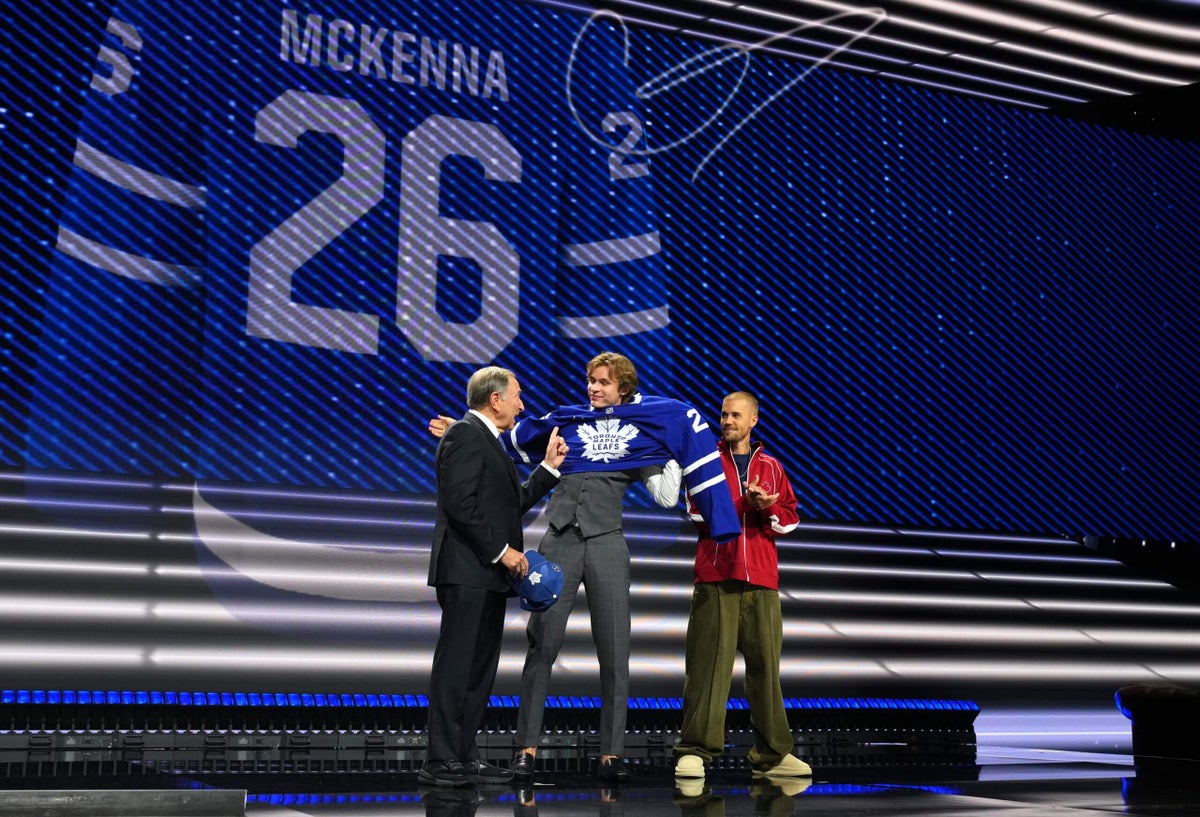 برندگان و بازندگان درفت NHL 2026: Maple Leafs در بالای صفحه، کلاس لایتنینگ ضعیف به نظر می رسد - The Athletic
