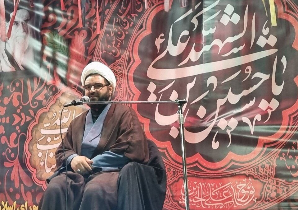امام جمعه قروه: مقاومت تنها راه مقابله با نظام سلطه است