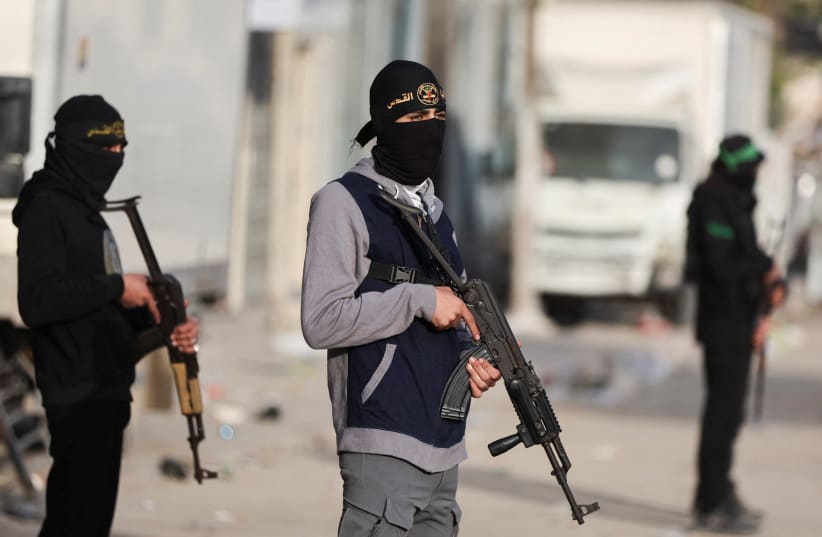 حماس کنترل کامل غزه را پس از مهار اعتراضات فلسطینی ها حفظ می کند - تحلیل