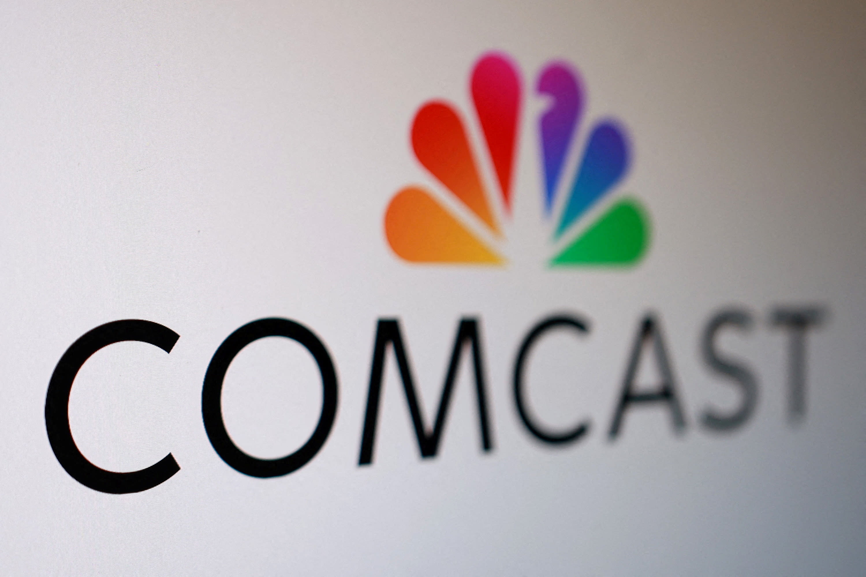 سهام Comcast با اعلام انشعاب شرکت غول کابلی