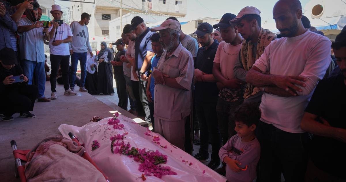 ورلد نیوز، حمله رژیم صهیونیستی به یک چادر در مرکز غزه، 3 کشته از جمله یک کودک را گرفت
