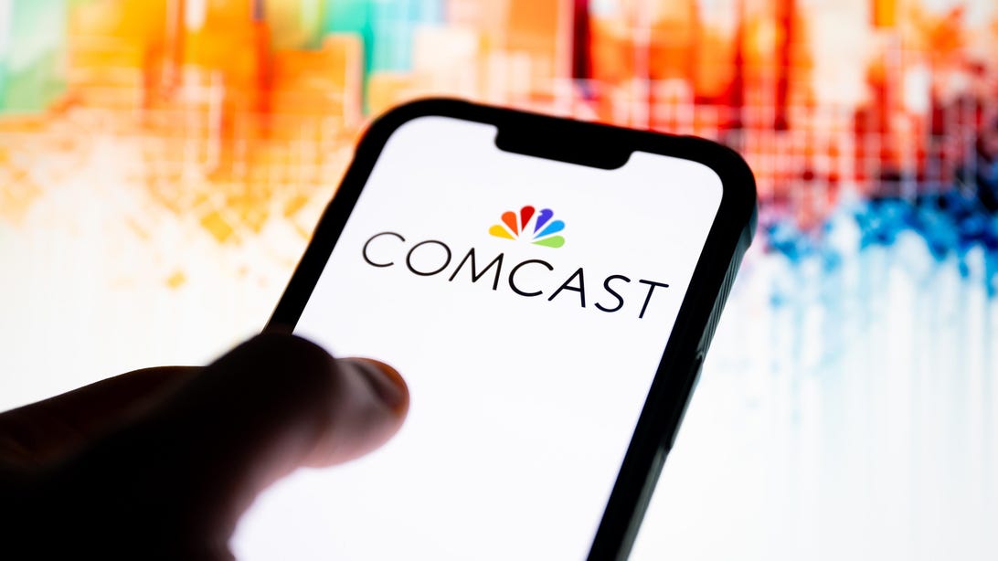 Comcast برای جدا شدن به دو شرکت، با تنظیم NBCUniversal برای چرخش