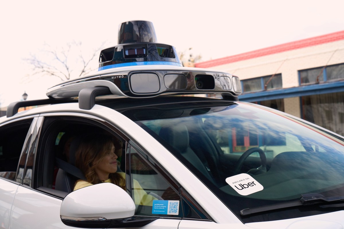 Waymo و Uber بی سر و صدا راه خود را در Phoenix جدا می کنند