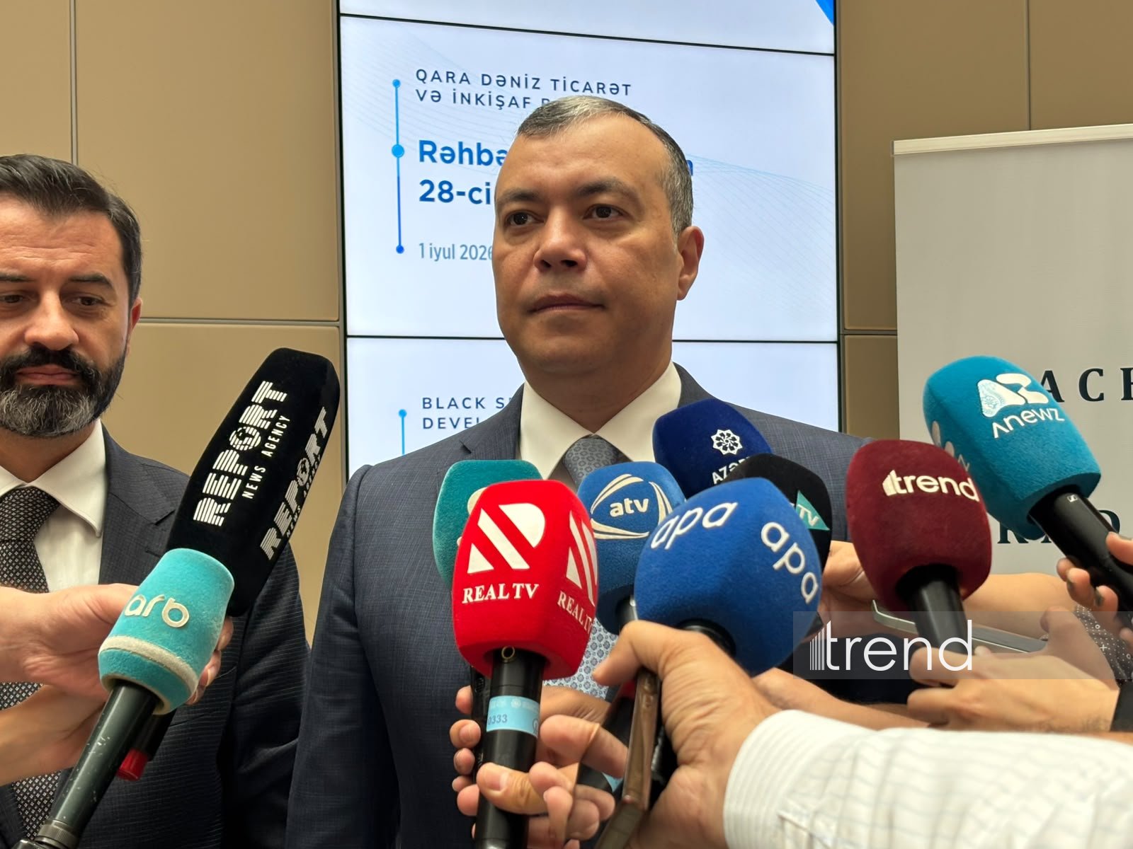 آذربایجان در مورد پروژه های امیدوارکننده با BSTDB برای دوره آینده بحث می کند - وزیر
