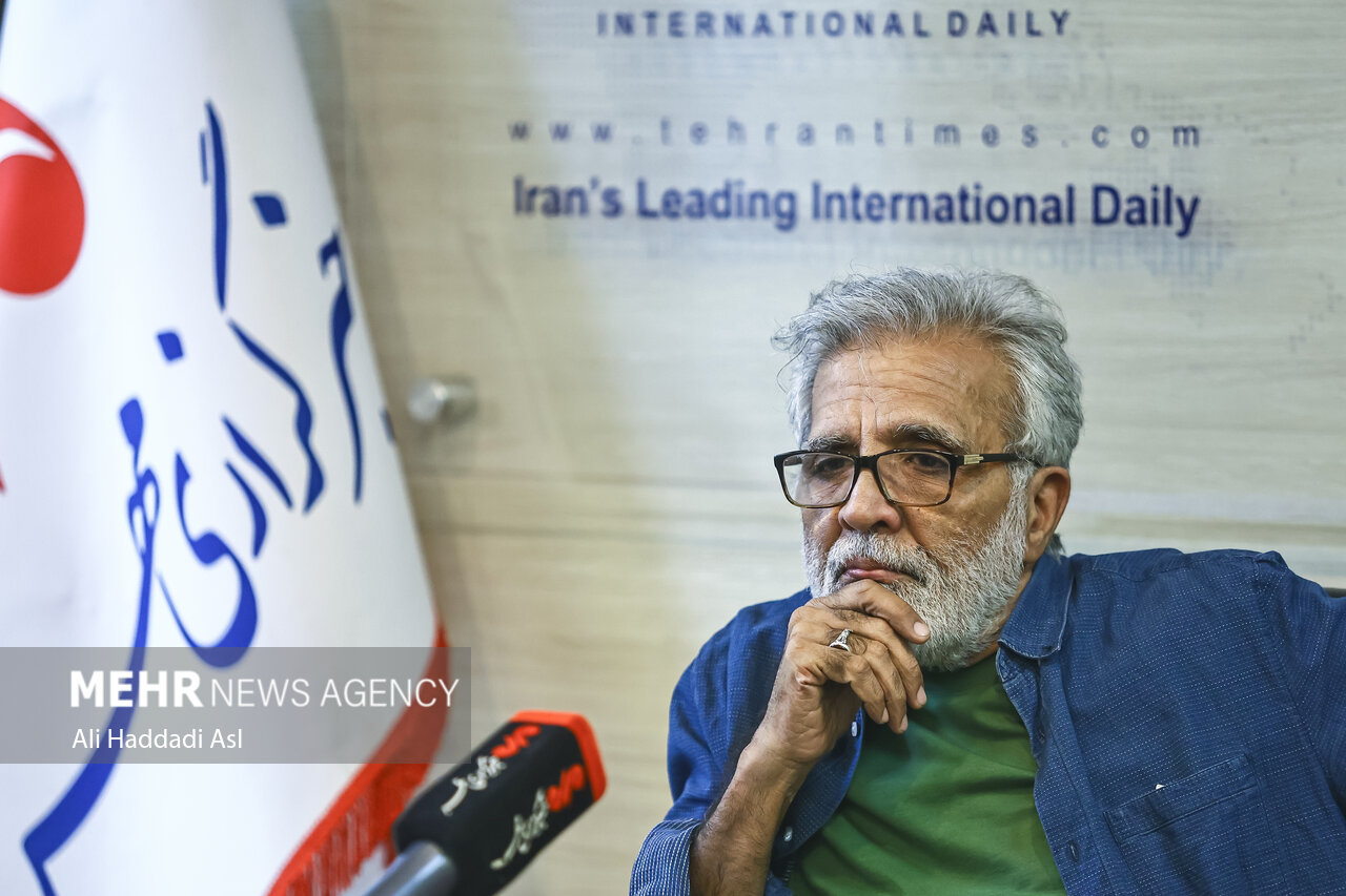 رهبر شهید پهلوان جهان شدند؛ باپیش‌فرض ذهنی درباره تشییع مستند نمی‌سازم