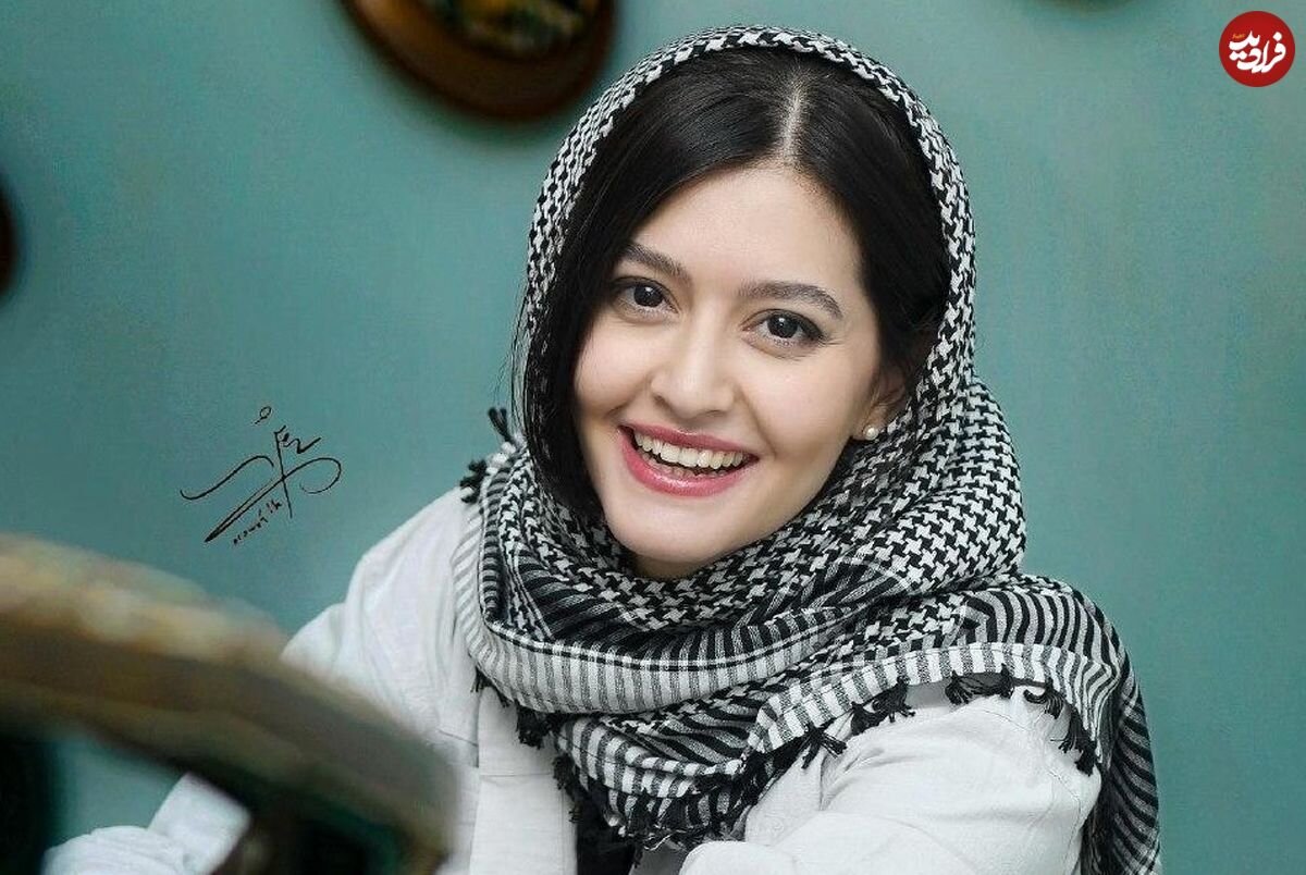 عکس | تصویر ویژه بازیگر زن در روز تولد؛ پردیس احمدیه با پسزمینه برج میلاد