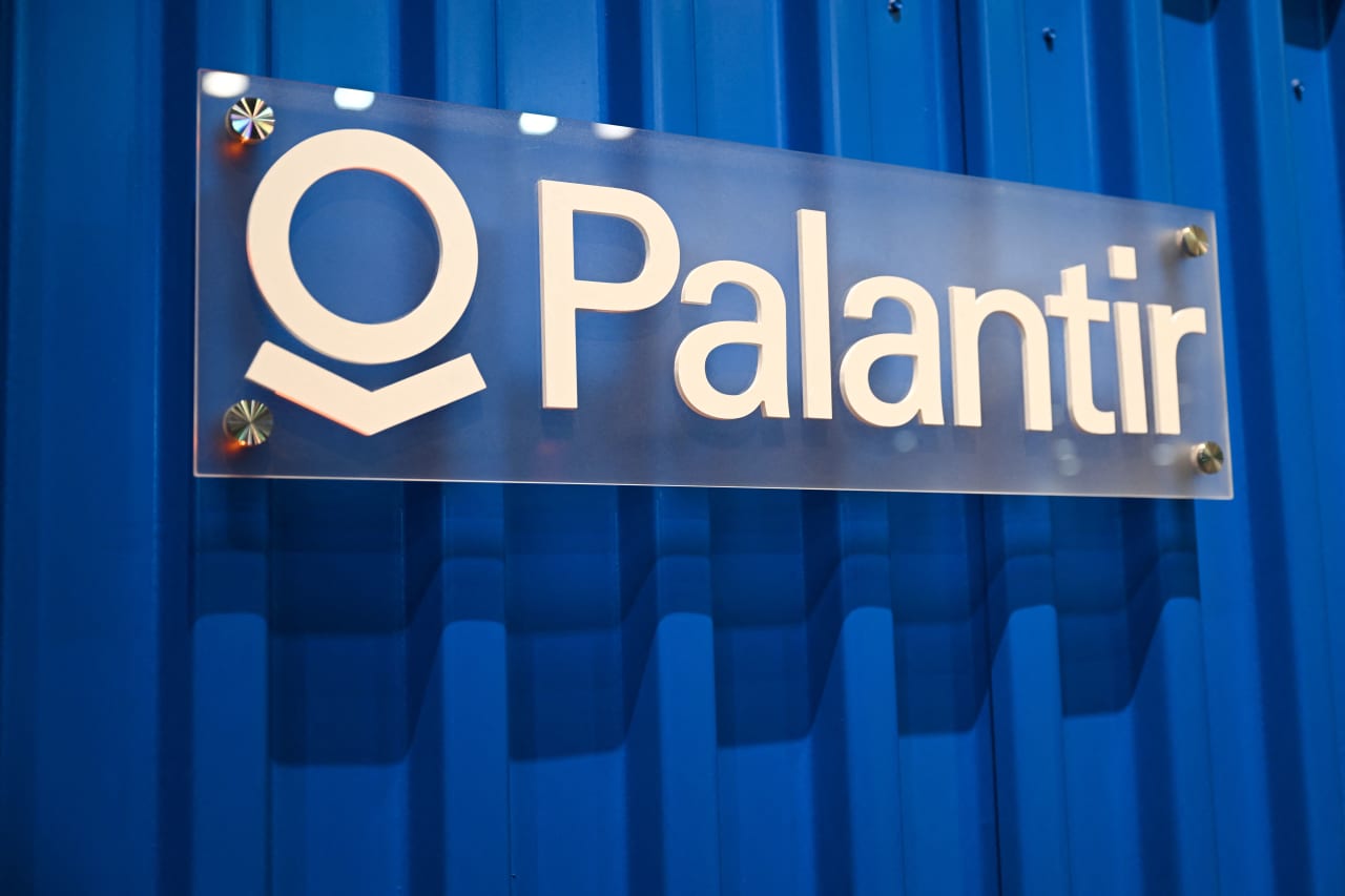 سهام Palantir با تشویق تحلیلگر به مزیت منحصر به فرد هوش مصنوعی شرکت باز می گردد