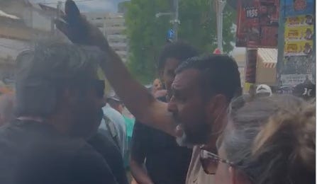 فعالان حزب اپوزیسیون اسرائیل به بازار تل آویو حمله کردند. دو نفر دستگیر شدند