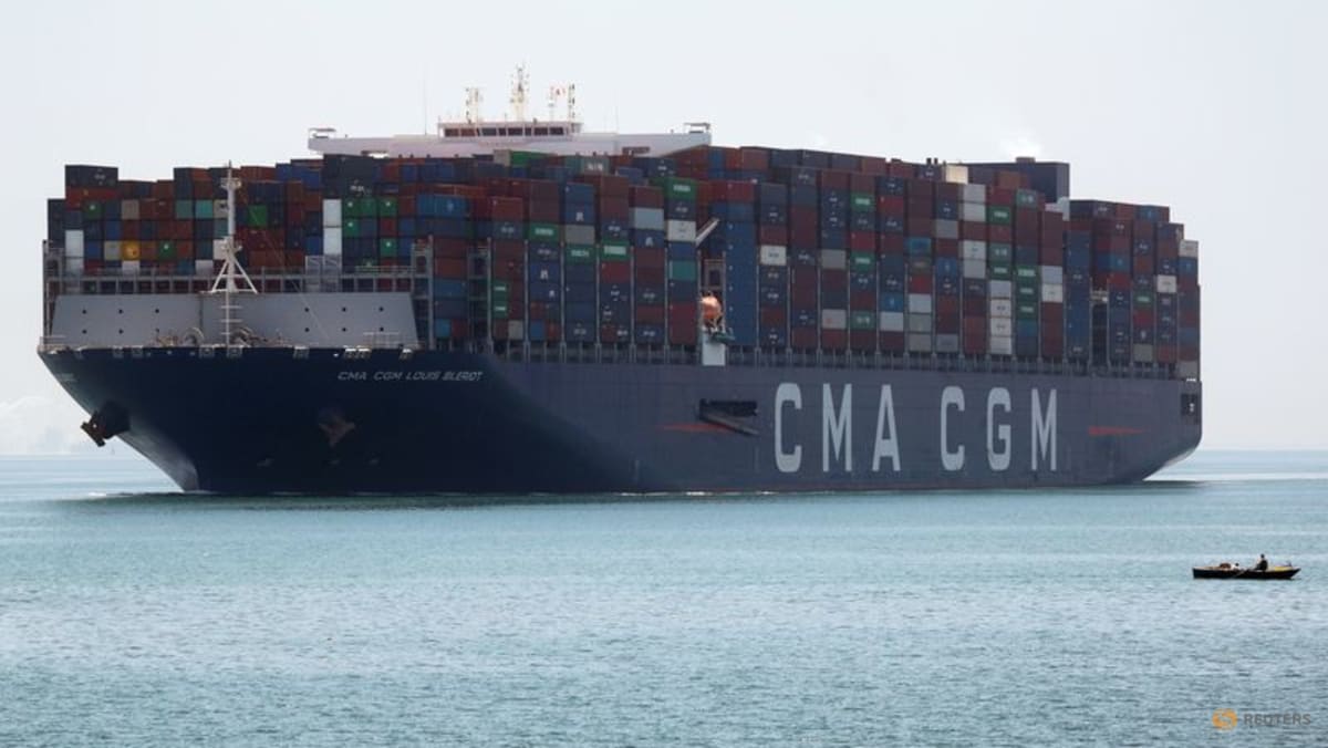 مدیرعامل کشتی CMA CGM در تنگه هرمز مورد اصابت موشک قرار گرفته و ممکن است اسقاط شود.