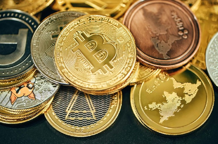 15 آلت کوین با بالاترین درآمد در ماه گذشته اعلام شد