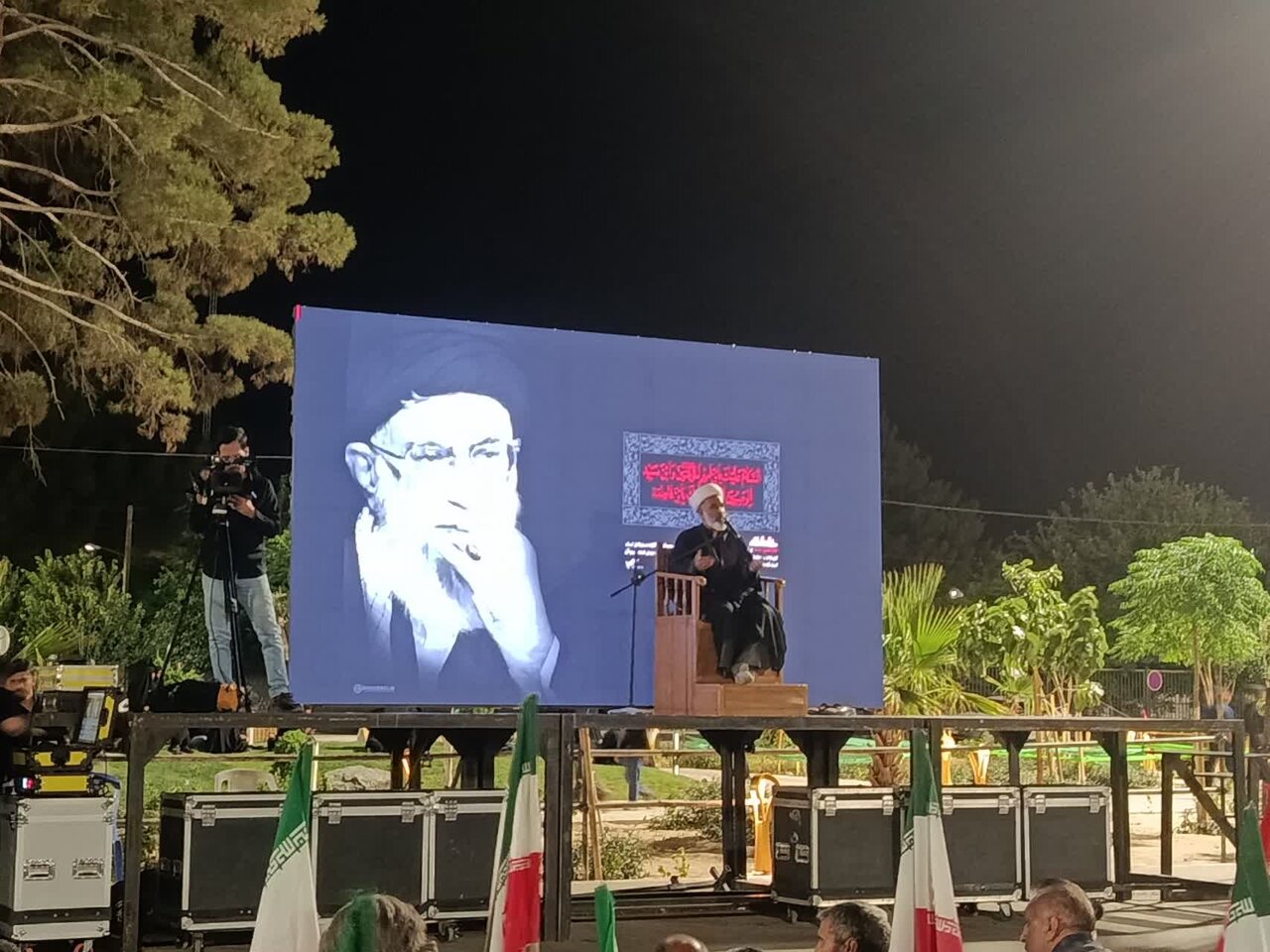 دیار ۱۷۰۰ شهید پیشگام شد؛ اولین کاروان وداع با رهبر از شاهرود حرکت کرد
