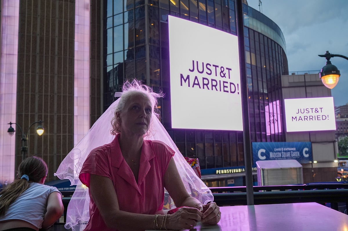 "JUST&T MARRIED!": تیلور سویفت، تراویس کلس رسما ازدواج کردند!