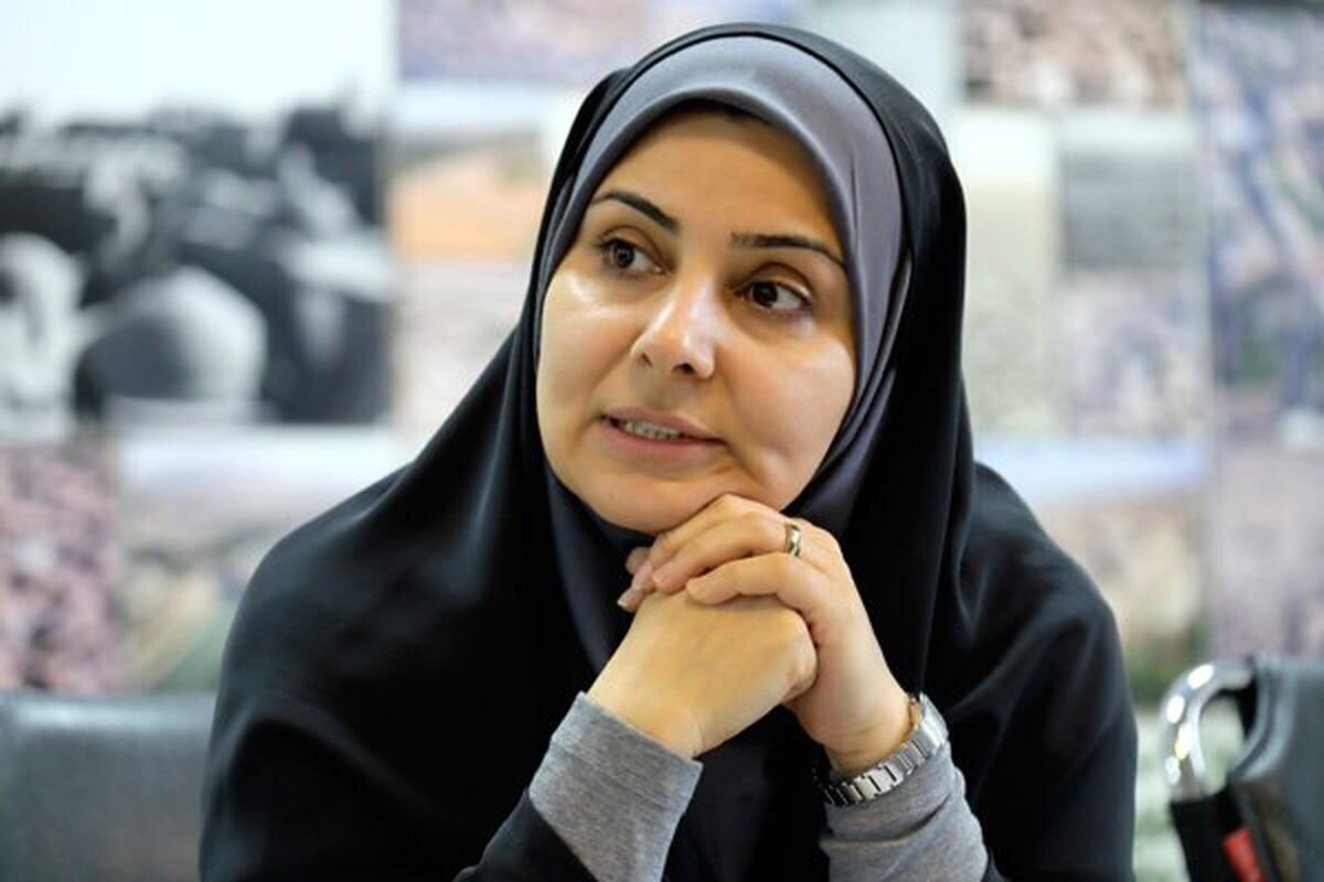 دو خاطره فرزانه صادق از آیت الله شهید علی حامنه ای