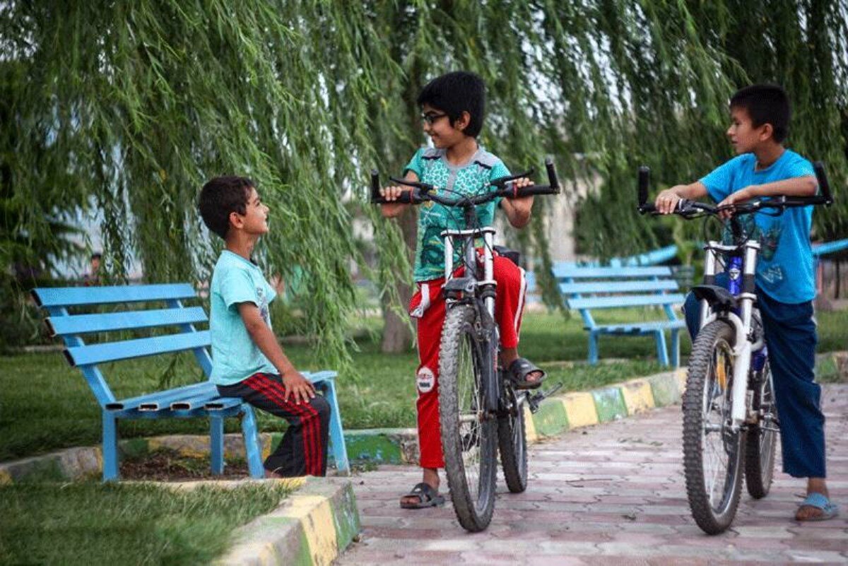 یک روانشناس: برای پُر کردن اوقات فراغت فرزندانتان چشم و همچشمی نکنید