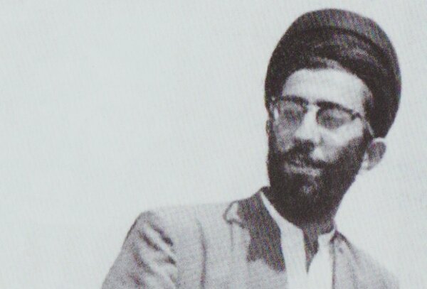 آیتالله خامنهای: چرا موسیقی یاد نگرفتم؟/ نزدیک به پنجونیم سال تمام دوران تحصیلاتم را به پایان رساندم