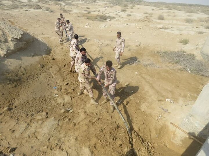 انهدام یک کیلومتر خط لوله انتقال سوخت قاچاق در سواحل بندرعباس