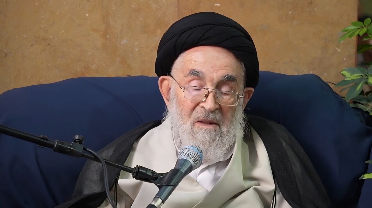تسلیمناپذیری رهبر شهید در برابر استکبار الگویی برای امت؛ مذاکرات تا تحقق شروط تداوم یابد