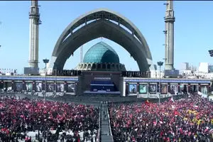 مداحی حماسی مهدی رسولی و حسین طاهری در مصلی تهران + فیلم