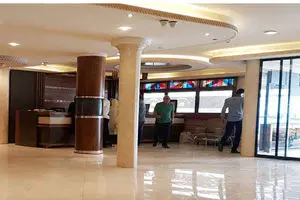 گردشگری فارس در شوک تصمیمات متناقض/ پروازها بازگشتند، تلفن هتلها قطع شد