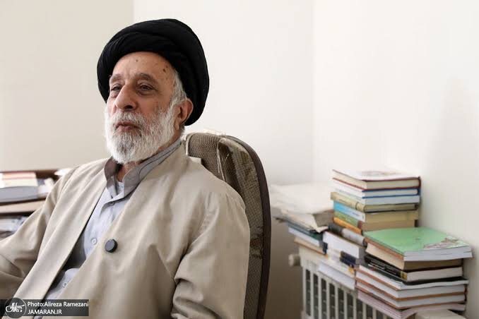 نظر عمو درباره برادرزاده/ هادی خامنهای: در طول مدت مسئولیت پدر، آقا مجتبی تمام مراحل را تجربه کرده است