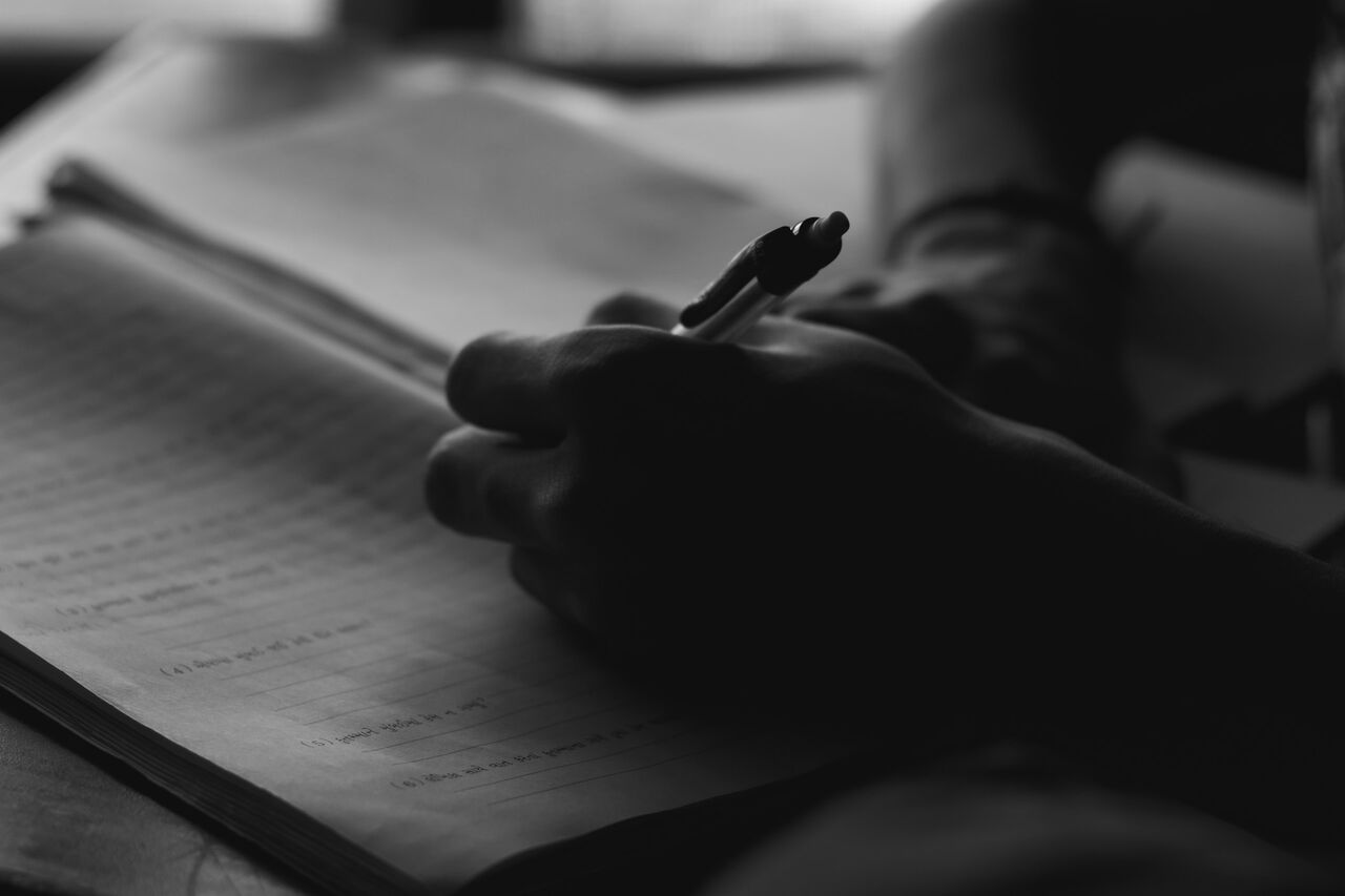 قلم؛ زبانِ ماندگار ایران در گفتوگو با جهان
