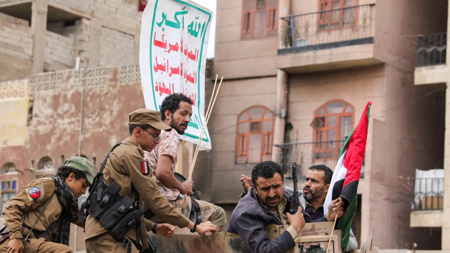 انصارالله بیش از ده سرباز را در «مرگبارترین» حمله به ائتلاف تحت رهبری عربستان سعودی در سال‌های اخیر کشت.