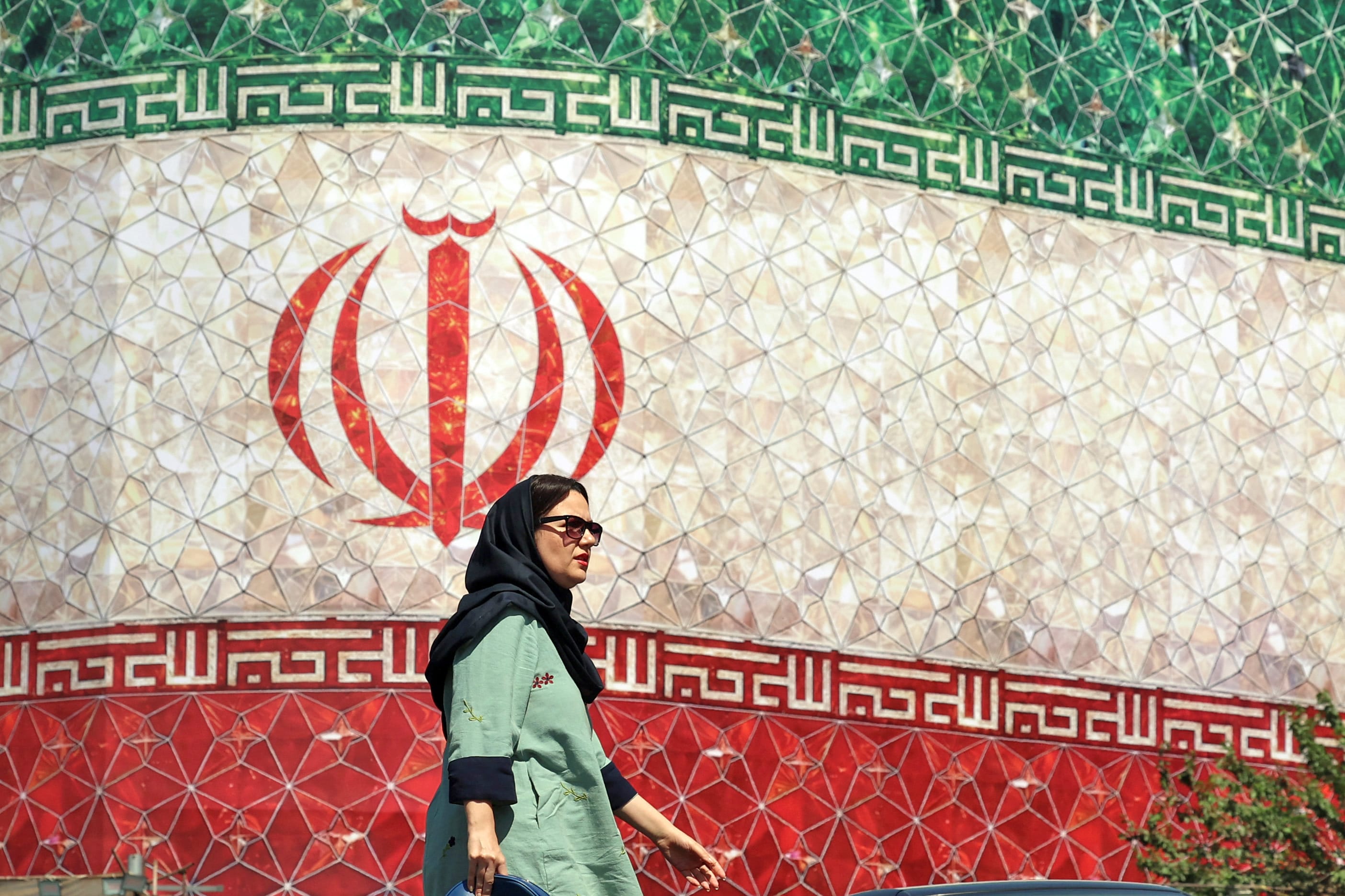 مقامات امنیتی اسرائیل از تجدید جنگ در حالی که رهبران خامنه ای و سپاه به دنبال انتقام هستند می ترسند - تحلیل