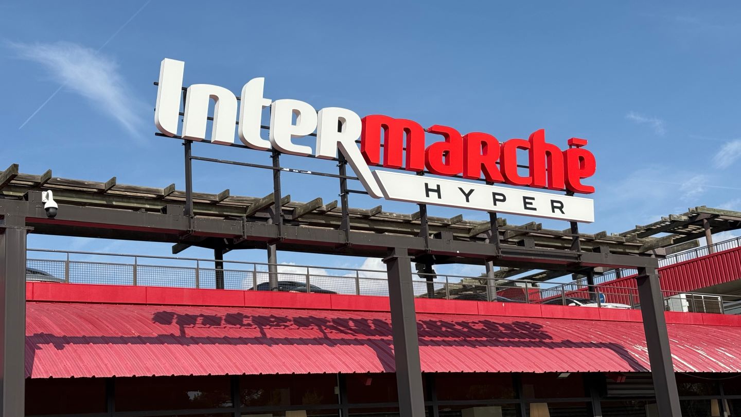 ناظر فرانسوی قرارداد حق رای Auchan-Intermarché را پاک کرد