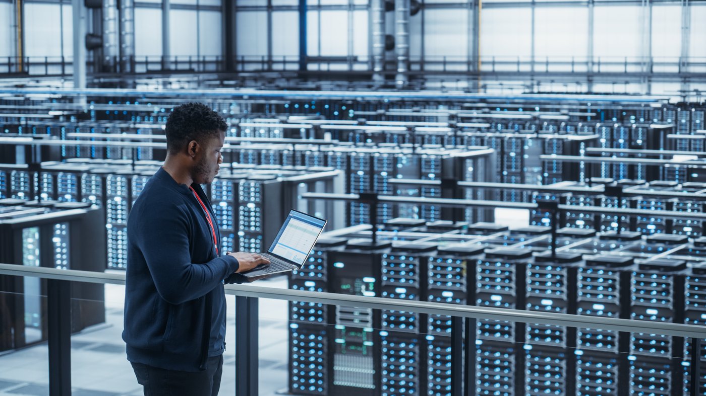 چرا Vertiv و Eaton بهترین زیرساخت ها برای Boom هوش مصنوعی هستند