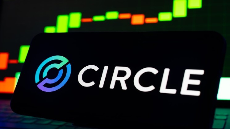 Circle 7% پس از باز شدن 64 دلار صعود می کند، اما OUSD بر استراتژی بازدهی خود فشار می آورد