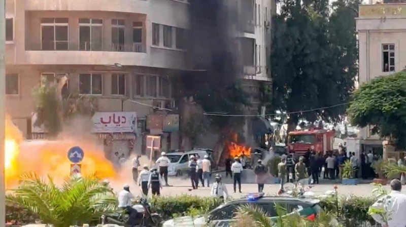 انفجارها در دمشق در جریان سفر ماکرون رئیس جمهور فرانسه - ویدئو