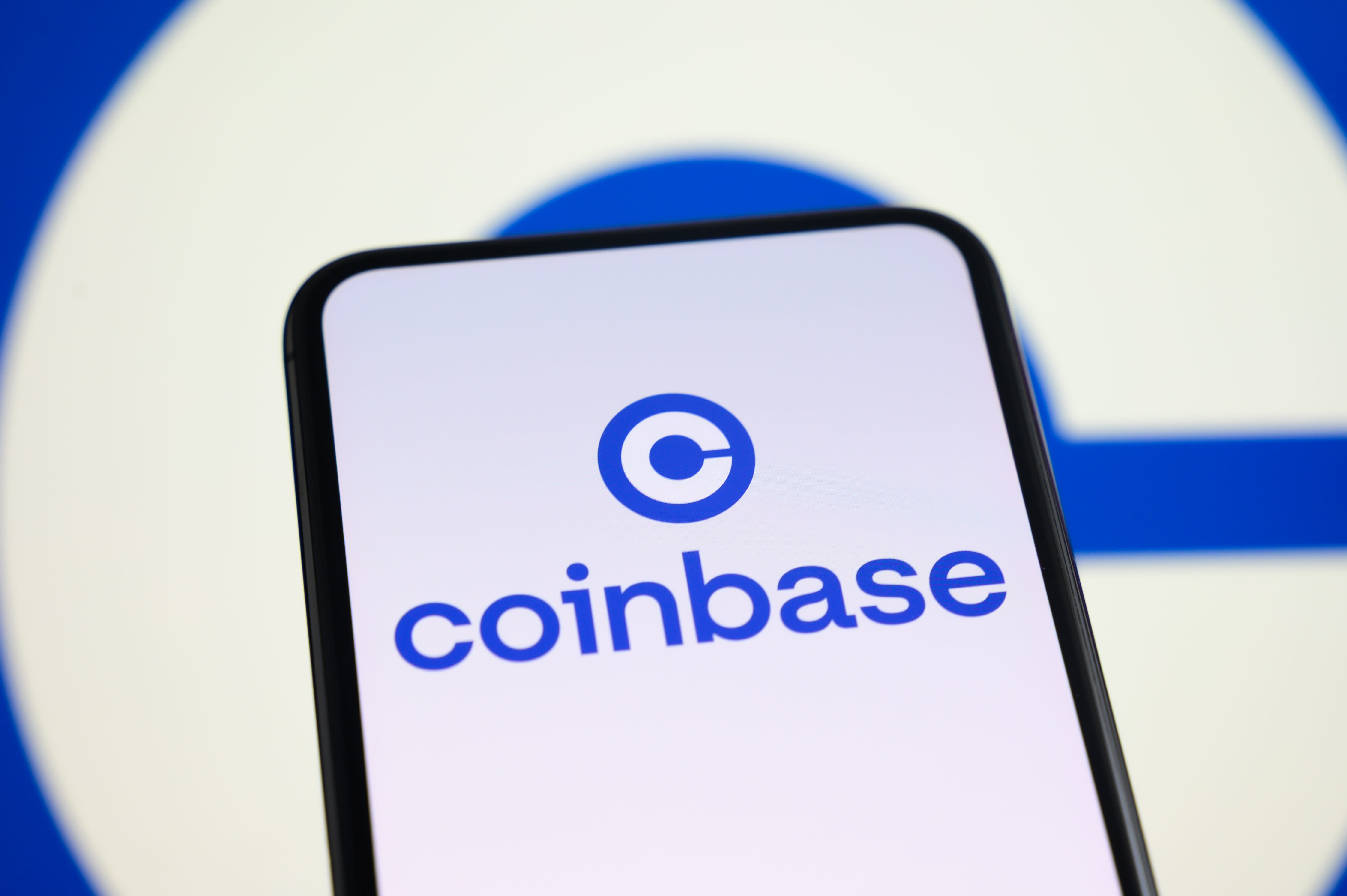 چرا بنیانگذار Coinbase از شما می خواهد که در آزمون سواد مالی شرکت کنید