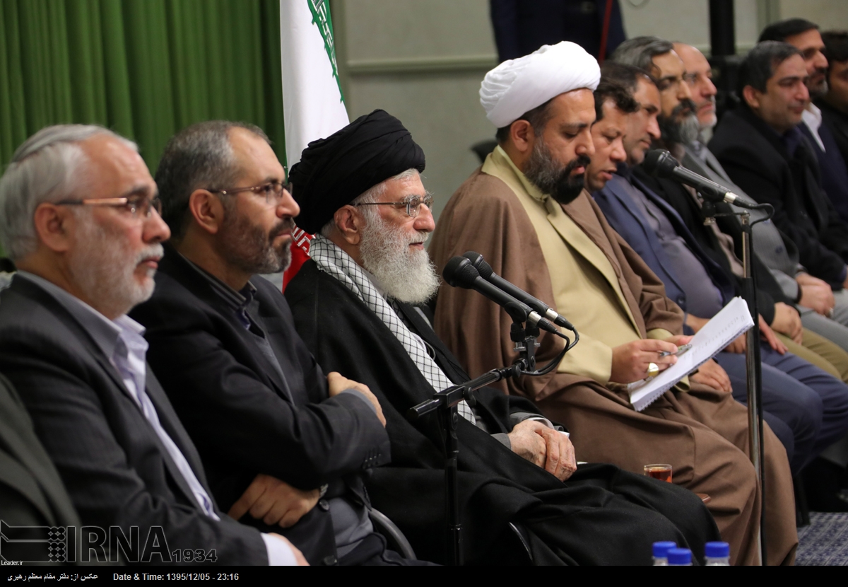 شاعر آیینی: شهادت رهبر انقلاب پایانی دلانگیز بر کارنامه یک عمر مجاهدت بود+ فیلم
